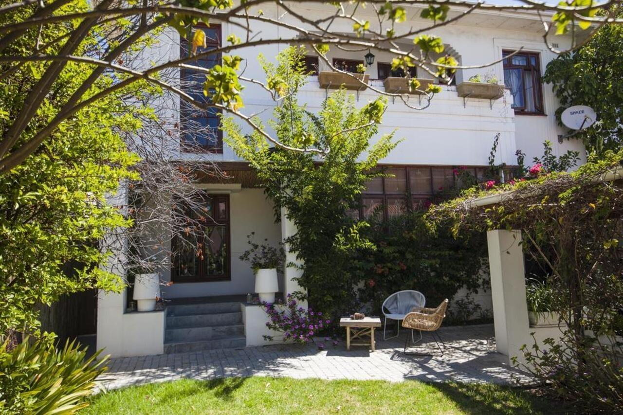 Number5 Guesthouse เคปทาวน์ ภายนอก รูปภาพ