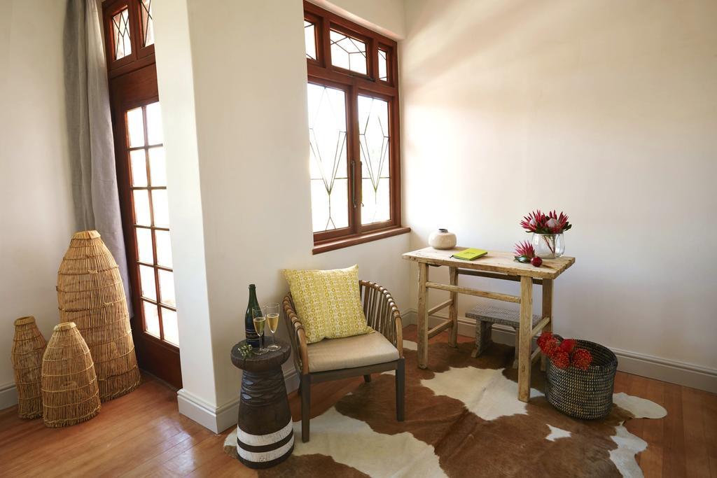 Number5 Guesthouse เคปทาวน์ ห้อง รูปภาพ